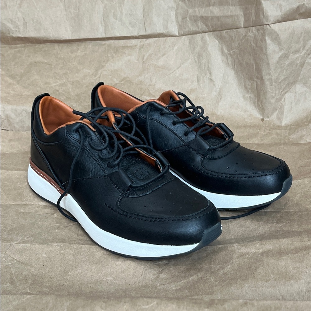 TSUBO Senshi Black and White Men's Sneakers